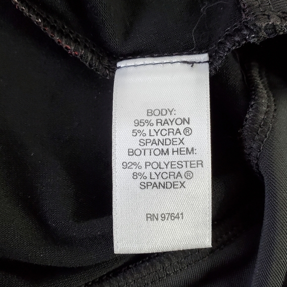 J. Jill Wearever Collection Velour Hem Top Size XL Long Sleeve Dark Floral - Picture 11 of 13